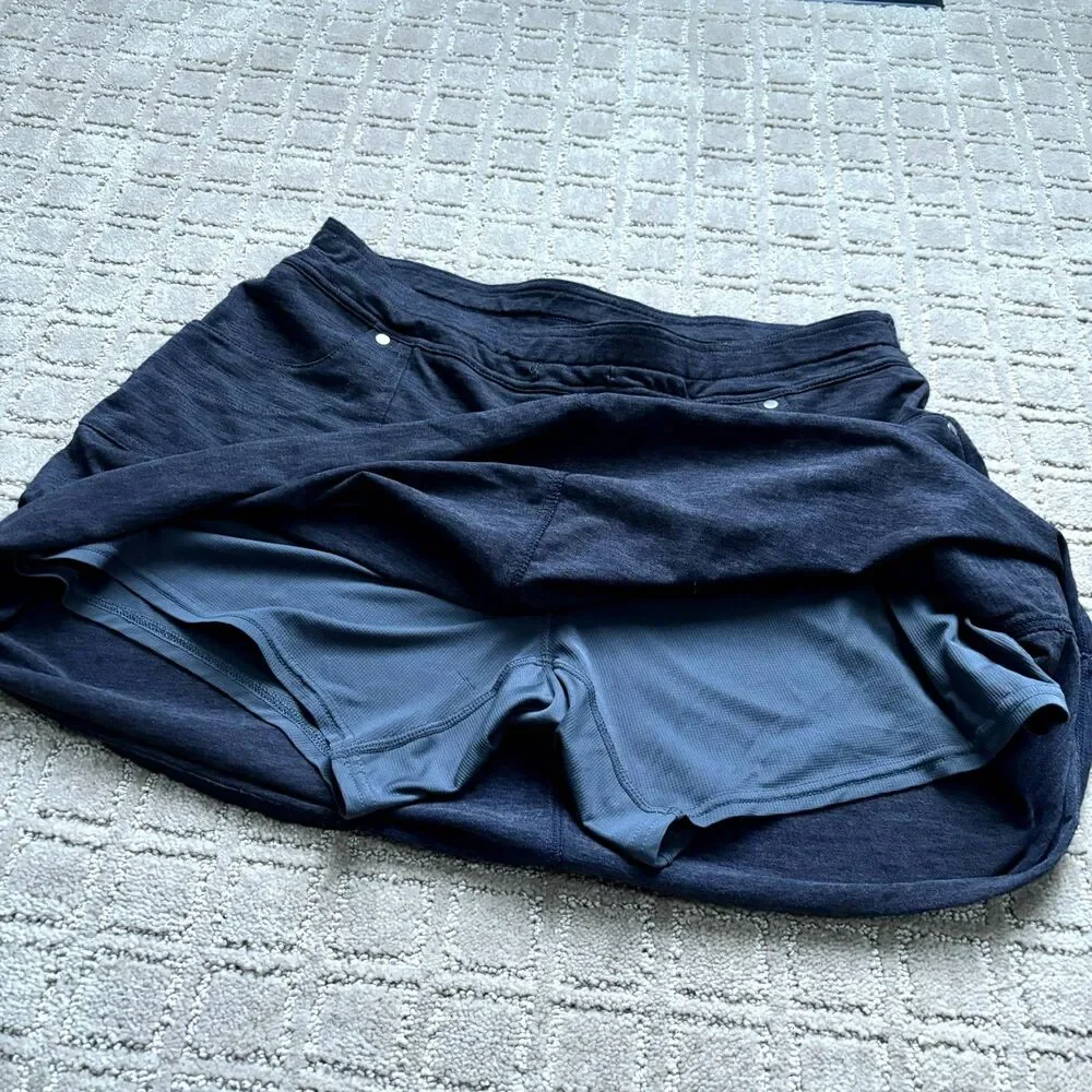 Kuhl Mova Skort Skirt Large Pull On Elastic Waist Gray Hiking Outdoor Walk Camp